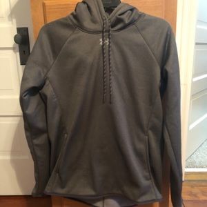 Underarmour hooded sweatshirt